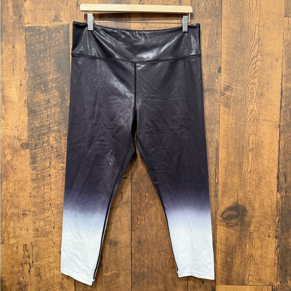 Zyia active women’s 2 tone leggings shiny size 16-18